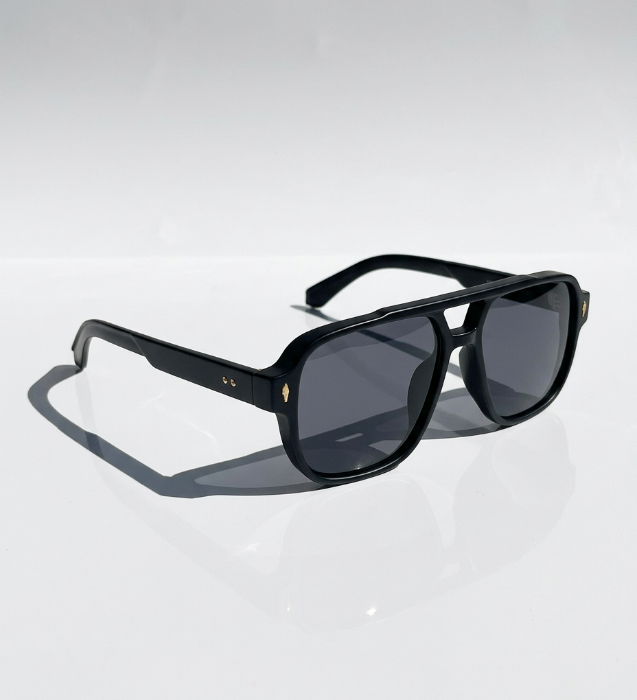 The Harlow Square Frames