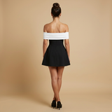 Vestido Corto Hombros Descubiertos Bicolor Falda Vuelta