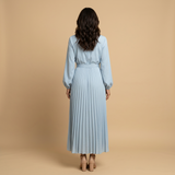 Vestido Midi Plisado Cuello Alto Manga Larga