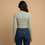 Top Cropped Canelado Cut-Out Corazón Dorado