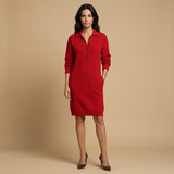 Vestido Midi Punto Canelado Cuello Polo Botones