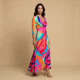 Vestido Largo Satinado Floral Bold Escote Cruzado